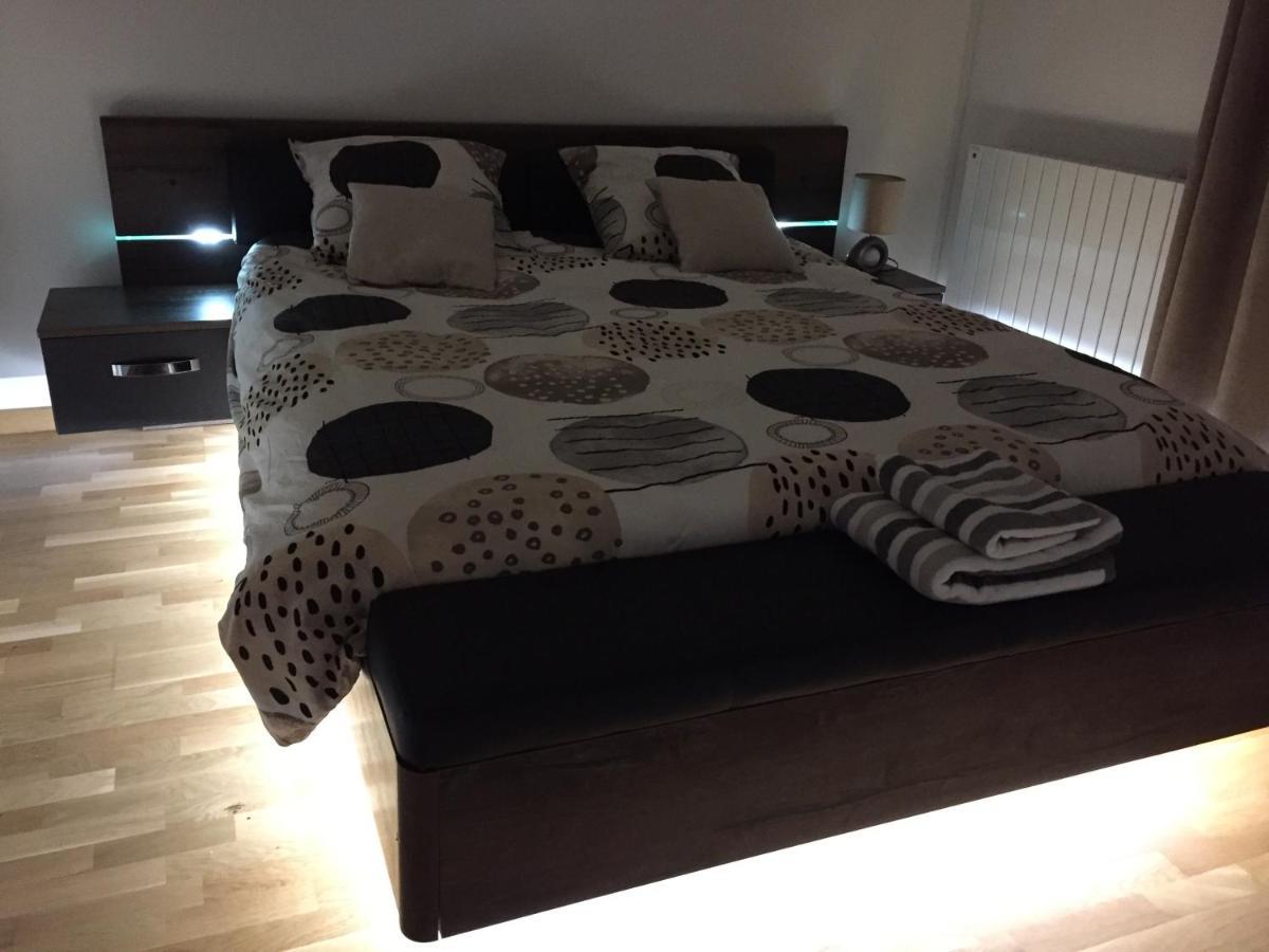 Appartement Vittel, Appt 55 M2, En Face Du Parc Thermal *